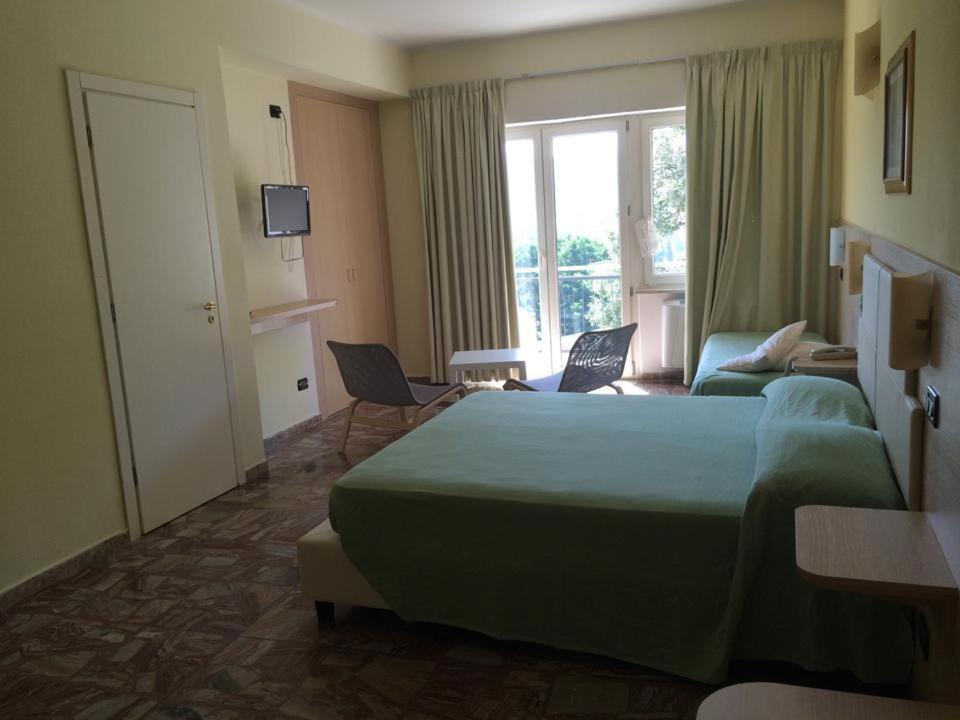 Albergo Carpino Mangone  Exteriér fotografie