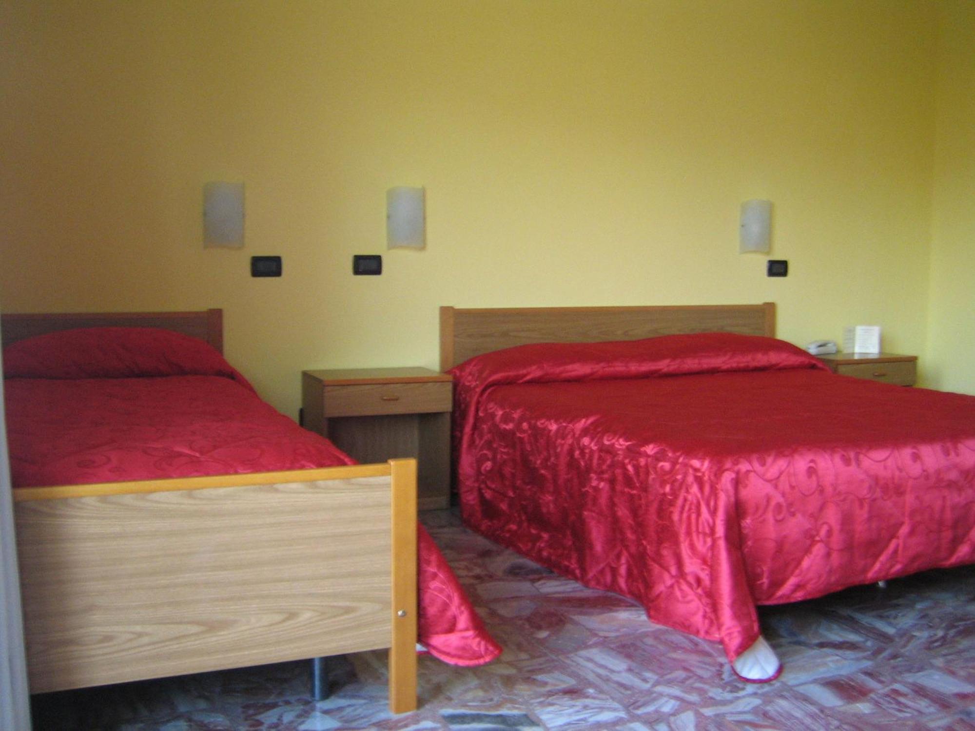 Albergo Carpino Mangone  Exteriér fotografie