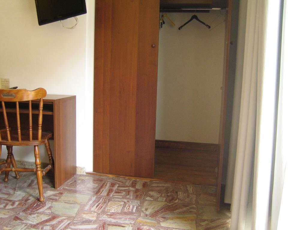 Albergo Carpino Mangone  Exteriér fotografie