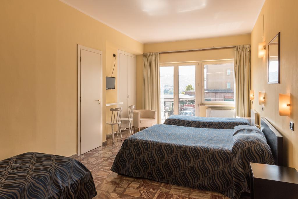 Albergo Carpino Mangone  Exteriér fotografie