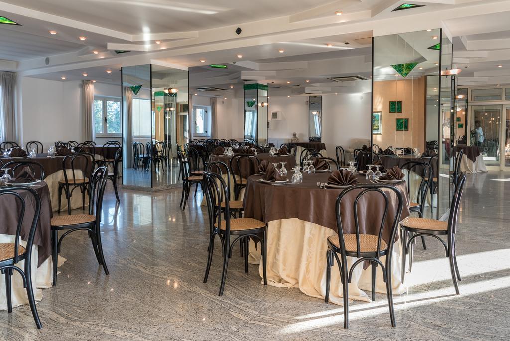 Albergo Carpino Mangone  Exteriér fotografie
